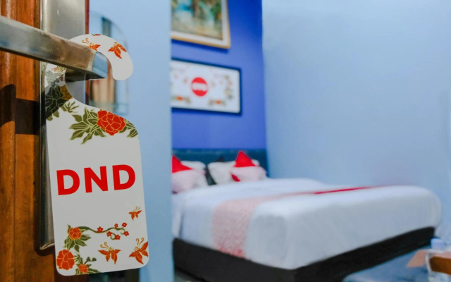 OYO 778 Guest House Amalia Malang