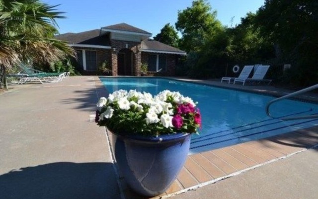 Far View - A Bed & Breakfast Estate