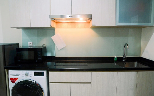 Spacious Studio Menteng Park Apartment