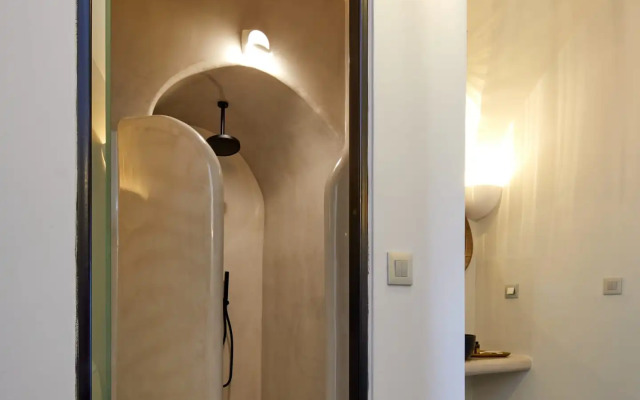 Aecon Suites