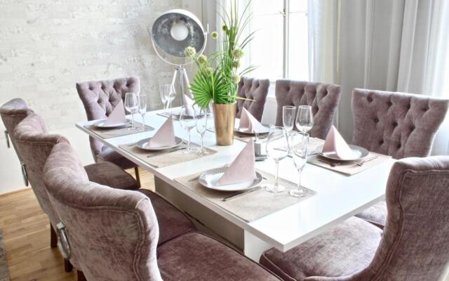 NEW DESIGN & STYLE Apartment Old Town XXL