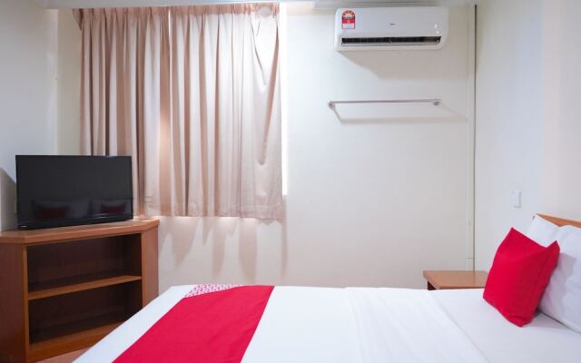 OYO 44051 Sunlight Inn