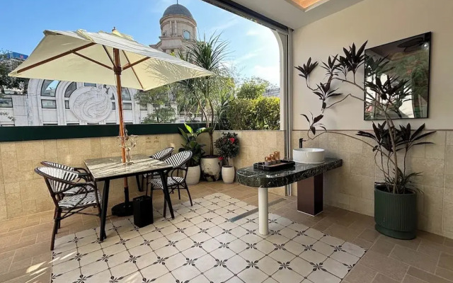 Vishan Garden Trendy Hostel