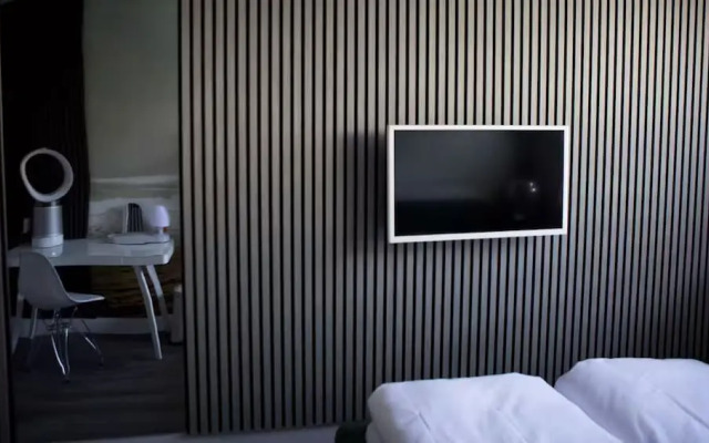 The Room 44