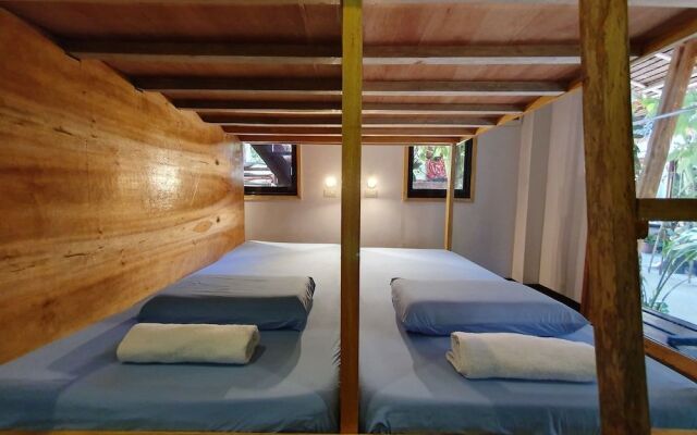 Higala Hostel Siargao