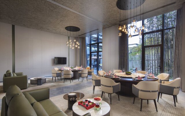 Hotel Indigo Suzhou Yangcheng Lake by IHG