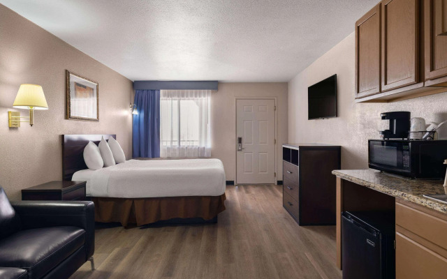 Travelodge by Wyndham Tucson AZ