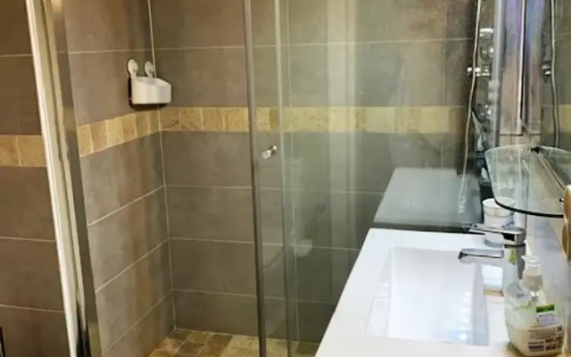 Piso Duplex En Puerto Deportivo, Wifi Y Ac Gaudy
