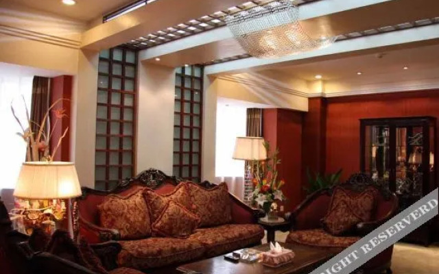 Yueyang Huatian Hotel