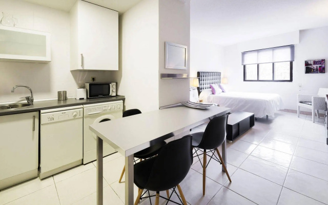 WooTravelling Plaza de Oriente HOMTELS