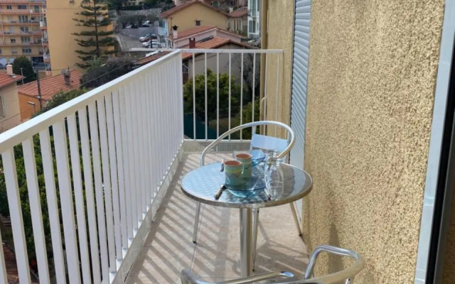 Charmant deux pièces aux portes de Monaco