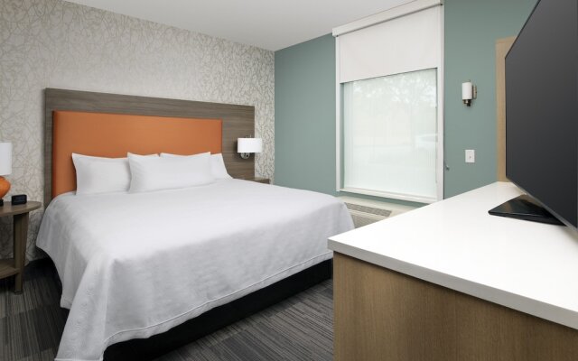 Home2 Suites by Hilton Miami Doral West Airport