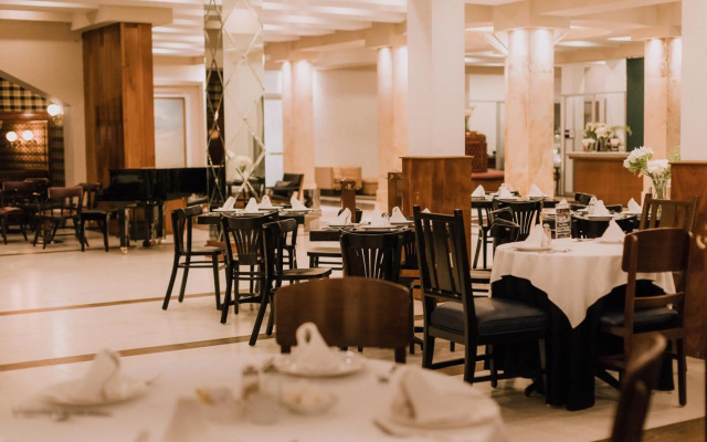 Hotel Leon