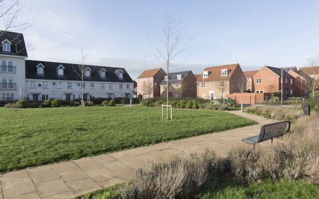 5 Rosebay Gardens