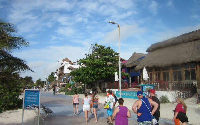 Hostal Jardín Mahahual