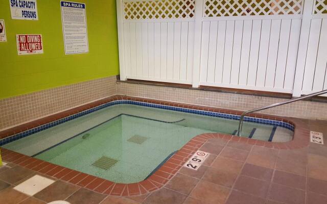 Hibbing Park Hotel & Suites