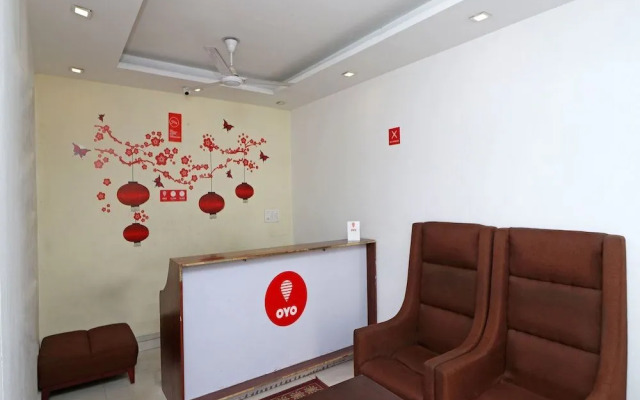 OYO 12532 Imperial Inn
