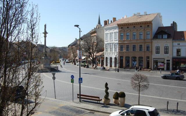 Belváros Apartmanház Sopron