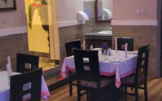 Lion Luxury Suites