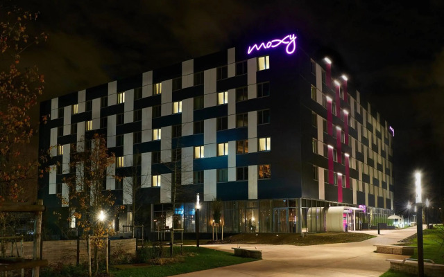 Moxy Paris Charles de Gaulle Airport