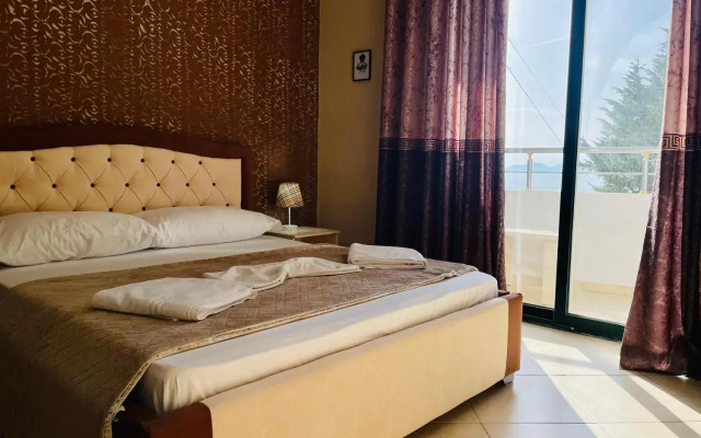 Viola Hotel