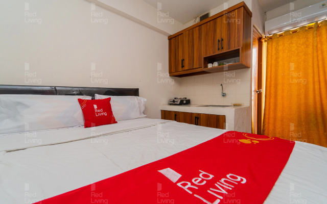 Redliving Apartemen Cinere resort - Gold Room