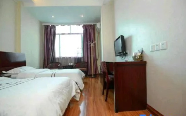 Zhenan Business Hotel