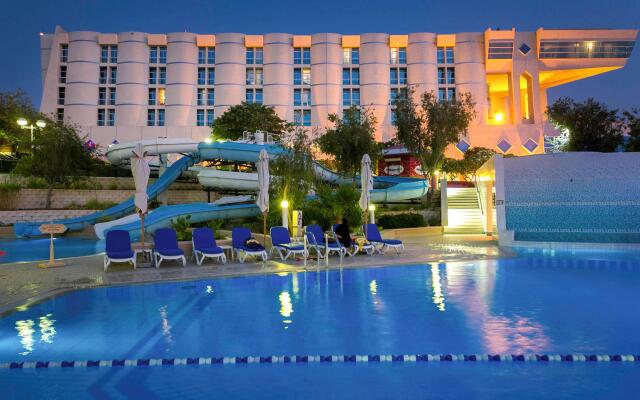 Oryx Grand Jebel Hafeet Hotel