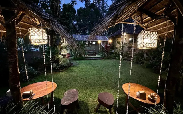 Winaposa Villas and Warung Pudak