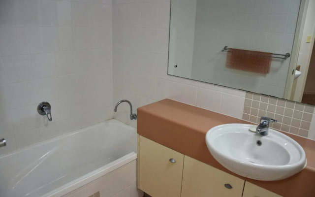 Jubilee Apartment 12