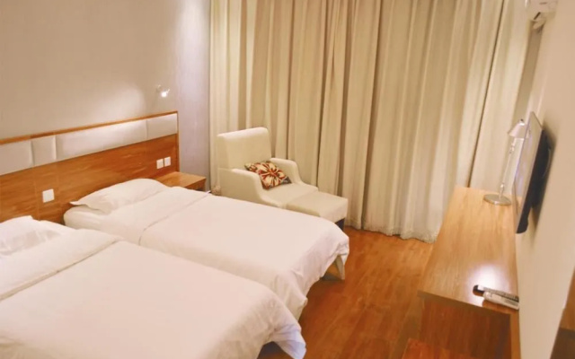 7 Days Inn (Beijing Wanfeng Road Qilizhuang Subway Station)