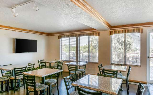 Quality Inn near Monument Health Rapid City Hospital