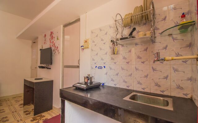 OYO 11508 Home Colourful Studio Calangute