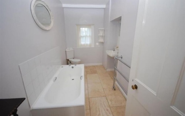 The Manor House Moreton
