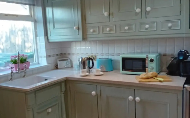 Shepherds Cottage Bryncethin