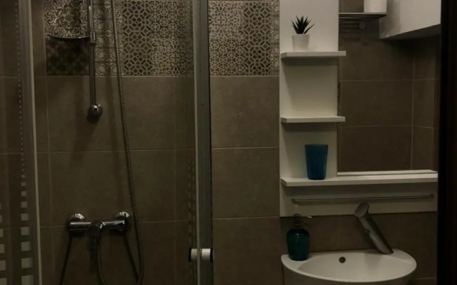 Cozy Place 5a-Self Check in & out-HBO MAX