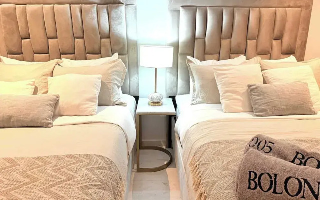 Bolongo 3BR Your Exclusive Oceanfront Escape