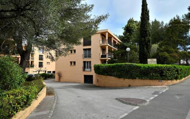 CYTHARISTA–T3 de standing avec vue mer à La Ciotat