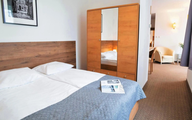 Warsaw -  Apartments Apartamenty Wilanów