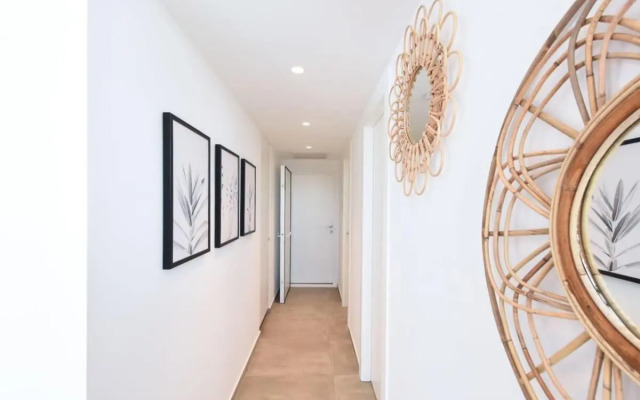 Incredible 2BR in Geula by HolyGuest