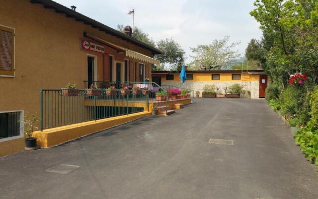 Camping Pilzone