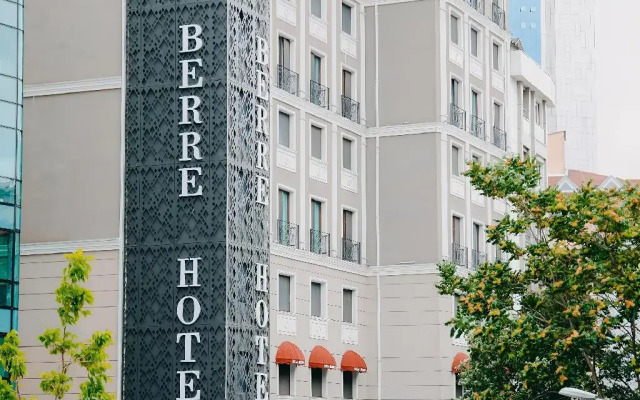 Mia Berre Hotels