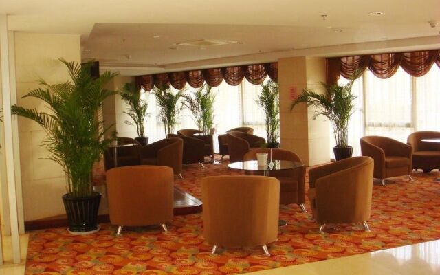 Kunming Changshui Airport Dezun Business Hotel