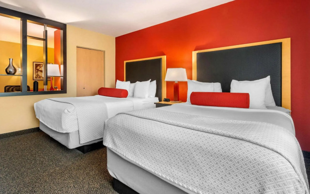Cambria Hotel Ft Lauderdale, Airport South & Cruise Port