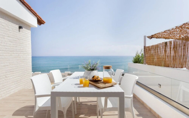 Seashell Seafront Villa