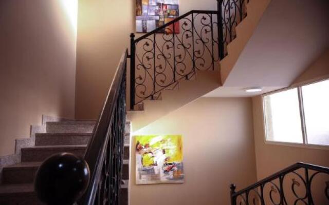 Dar Sadan Hotel Suites