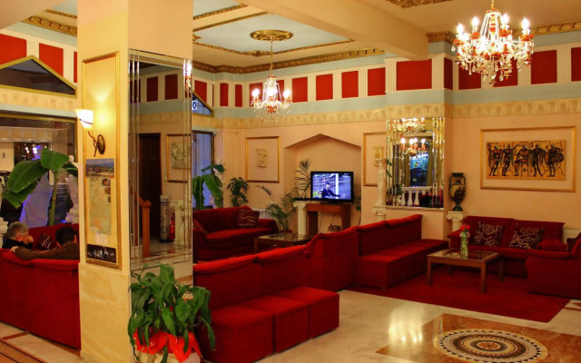 Hotel Kosta Famissi