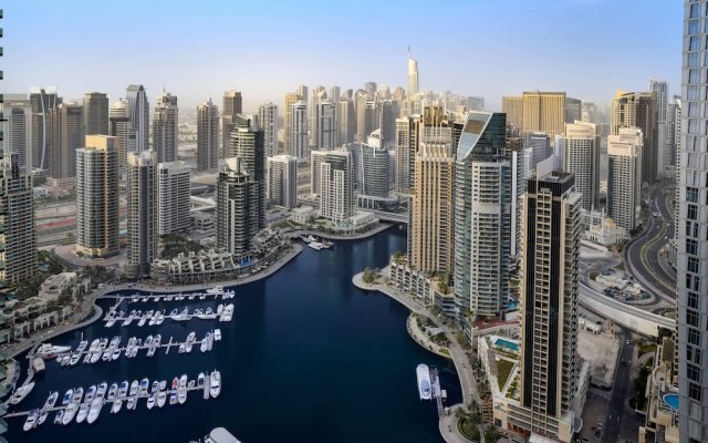 Dubai Marriott Harbour Hotel & Suites