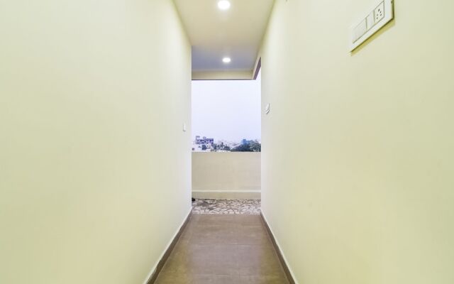 OYO 40717 Sai Priya Residency
