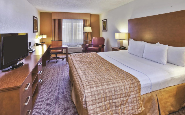 La Quinta Inn And Suites Danbury